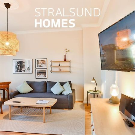 Ferienwohnung An Der Brunnenaue Щралзунд Екстериор снимка